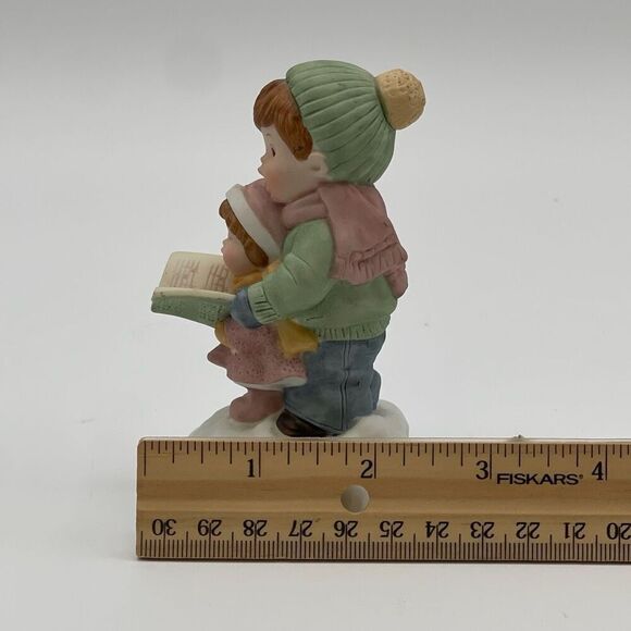 Vtg AVON Joy To The World Children Song Book Wind-Up Porcelain Musical Figurine - Picture 9 of 16